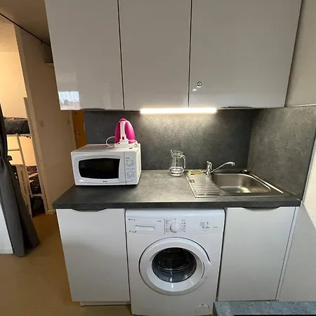 Familial Pres De La Avec Balcon Et Parking - St Pierre La - Fr-1-619-148 * פלורי