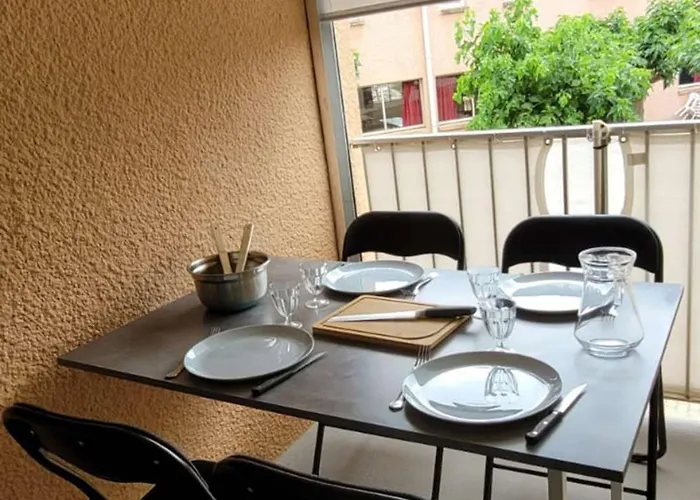 Familial Pres De La Avec Balcon Et Parking - St Pierre La - Fr-1-619-148 *